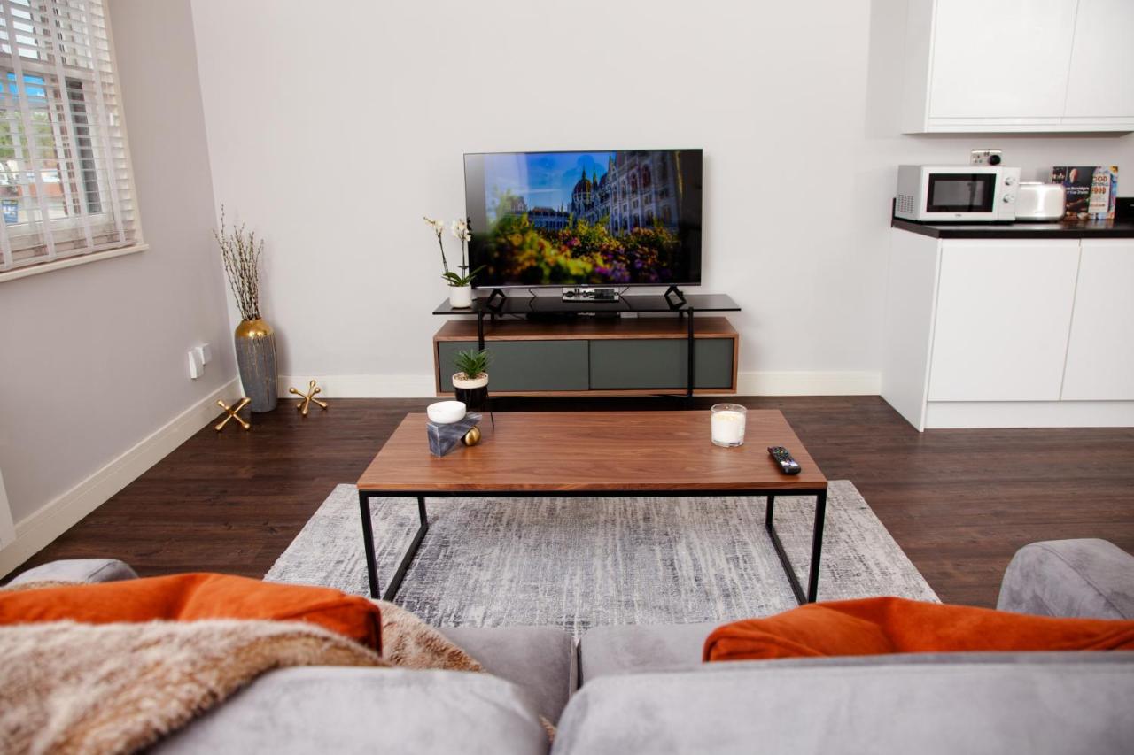 High Life Serviced Apartments - Old Town Swindon Ngoại thất bức ảnh